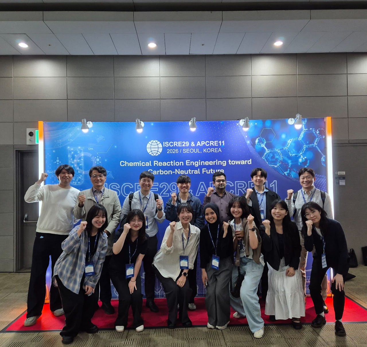 Lab group photo at the ISCRE29 & APCRE11 conference